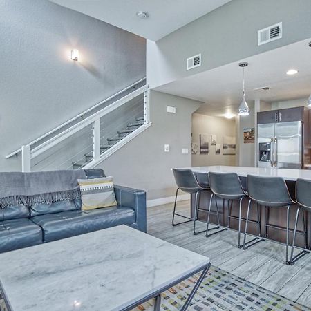 Modern Townhome Near Old Town, Breweries, & River! 柯林斯堡 外观 照片