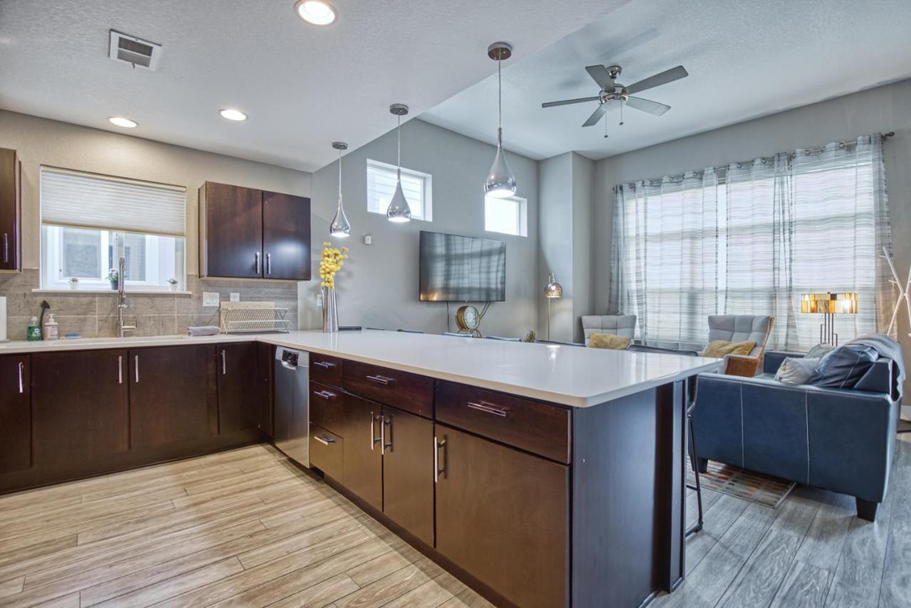 Modern Townhome Near Old Town, Breweries, & River! 柯林斯堡 外观 照片
